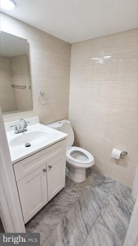 5240 E ROOSEVELT BLVD, Philadelphia, PA 19124