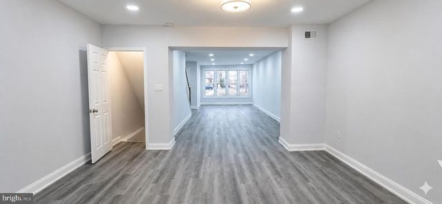 5240 E ROOSEVELT BLVD, Philadelphia, PA 19124