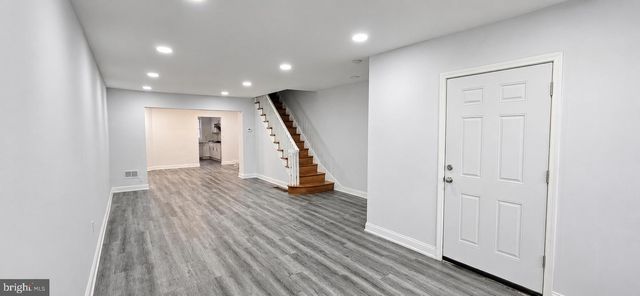 5240 E ROOSEVELT BLVD, Philadelphia, PA 19124