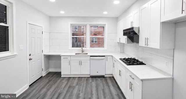 5240 E ROOSEVELT BLVD, Philadelphia, PA 19124