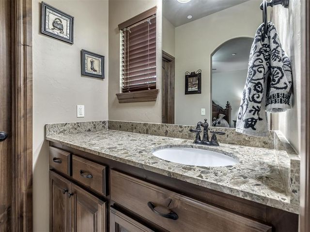 14012 SE 37th Place, Choctaw, OK 73020