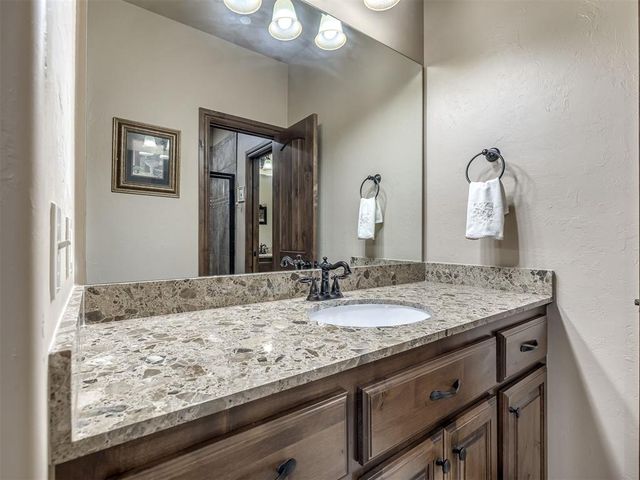 14012 SE 37th Place, Choctaw, OK 73020