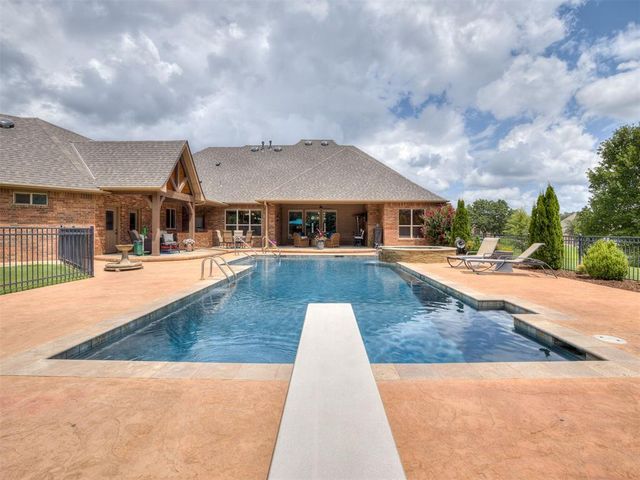 14012 SE 37th Place, Choctaw, OK 73020