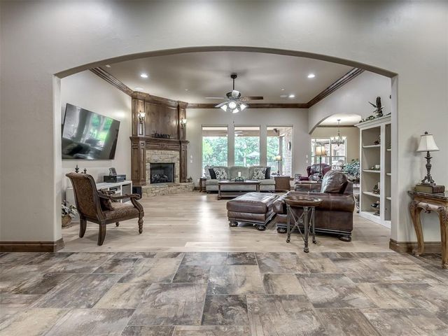 14012 SE 37th Place, Choctaw, OK 73020