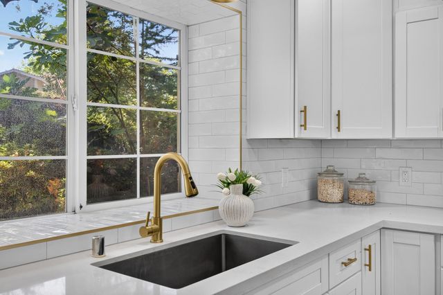 2625 Frontier Rd, Auburn, CA 95603