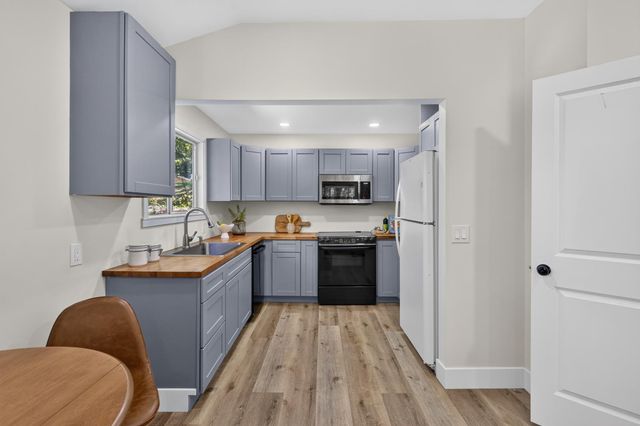 2625 Frontier Rd, Auburn, CA 95603