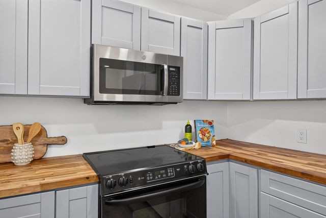 2625 Frontier Rd, Auburn, CA 95603