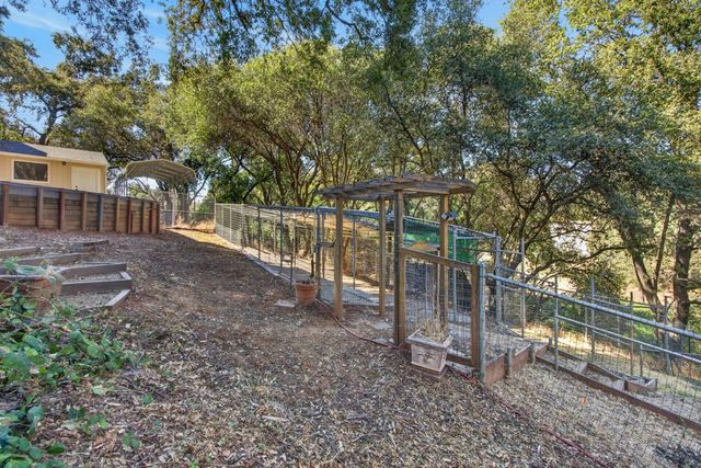 2625 Frontier Rd, Auburn, CA 95603