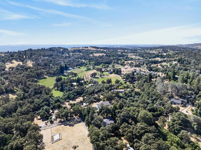 2625 Frontier Rd, Auburn, CA 95603