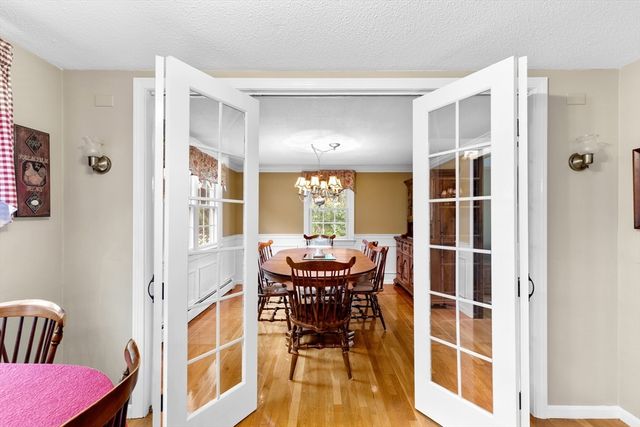 31 Cooke Road, Plymouth, MA 02360