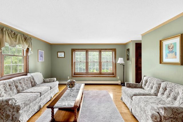 31 Cooke Road, Plymouth, MA 02360