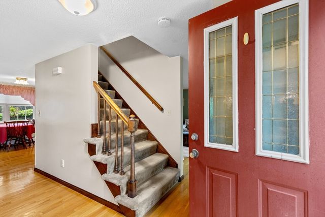 31 Cooke Road, Plymouth, MA 02360