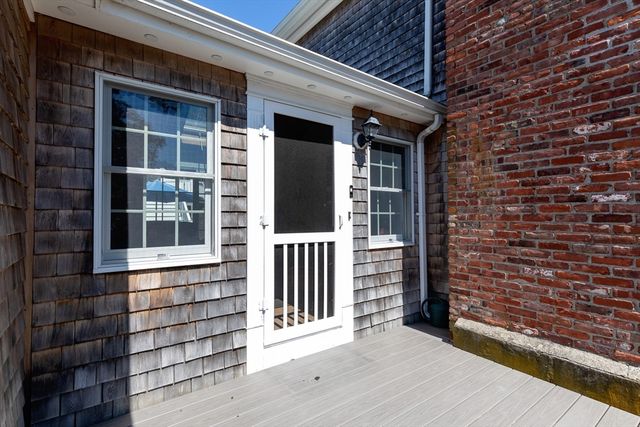 31 Cooke Road, Plymouth, MA 02360