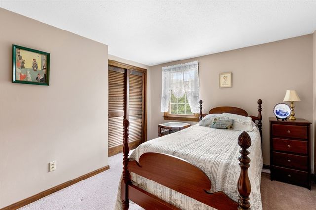 31 Cooke Road, Plymouth, MA 02360