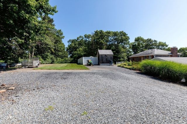 31 Cooke Road, Plymouth, MA 02360