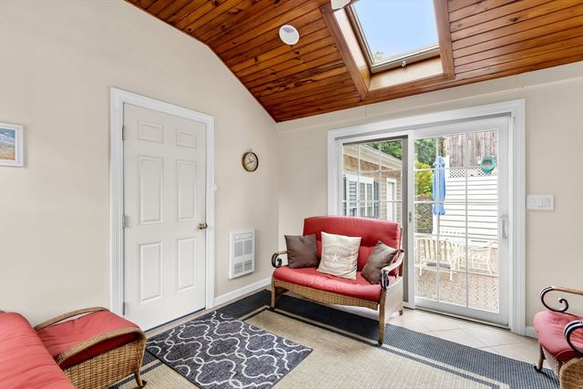 31 Cooke Road, Plymouth, MA 02360