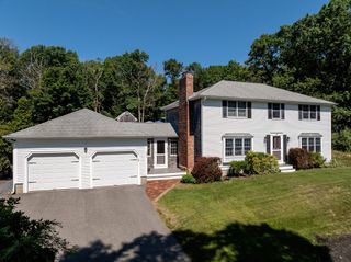 31 Cooke Road, Plymouth, MA 02360