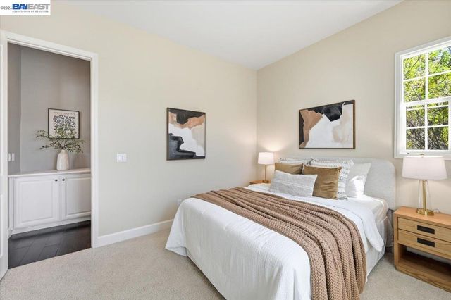 5194 Bengali St, Danville, CA 94506