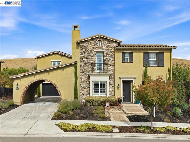 5194 Bengali St, Danville, CA 94506