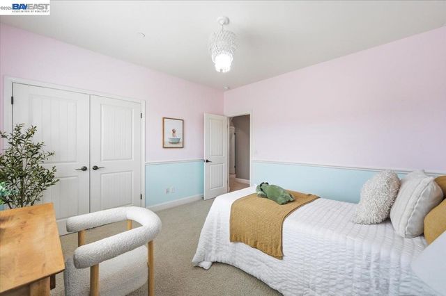 5194 Bengali St, Danville, CA 94506