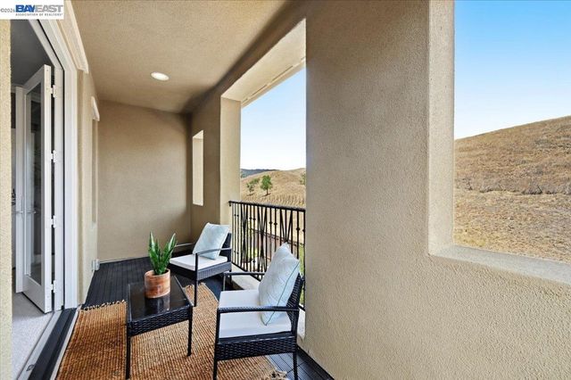 5194 Bengali St, Danville, CA 94506
