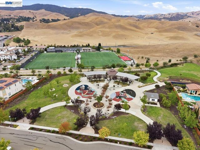 5194 Bengali St, Danville, CA 94506