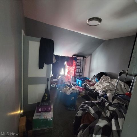 5910 Pilsen Avenue, Cleveland, OH 44102