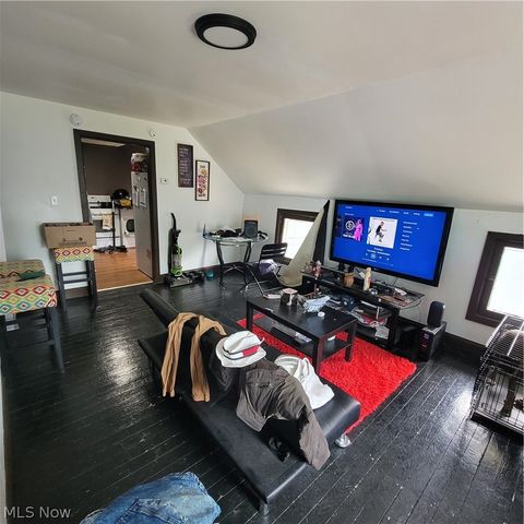 5910 Pilsen Avenue, Cleveland, OH 44102