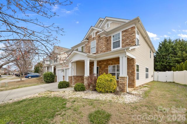 108 Sand Spur Drive, Mooresville, NC 28117