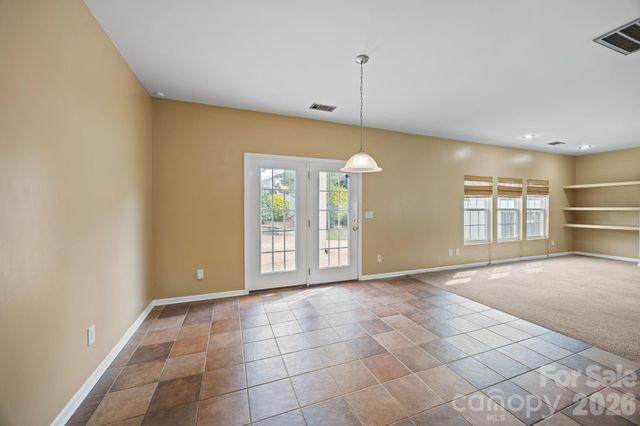 108 Sand Spur Drive, Mooresville, NC 28117