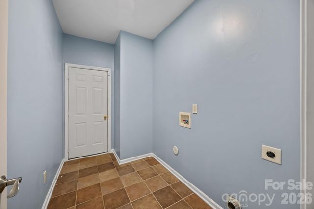 108 Sand Spur Drive, Mooresville, NC 28117