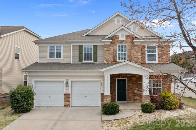 108 Sand Spur Drive, Mooresville, NC 28117