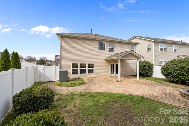 108 Sand Spur Drive, Mooresville, NC 28117