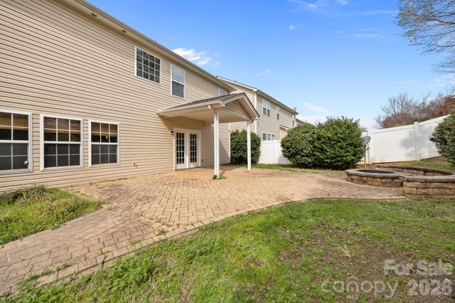 108 Sand Spur Drive, Mooresville, NC 28117