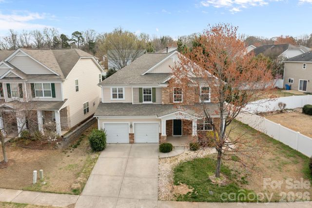 108 Sand Spur Drive, Mooresville, NC 28117