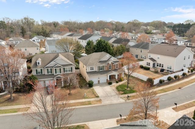 108 Sand Spur Drive, Mooresville, NC 28117