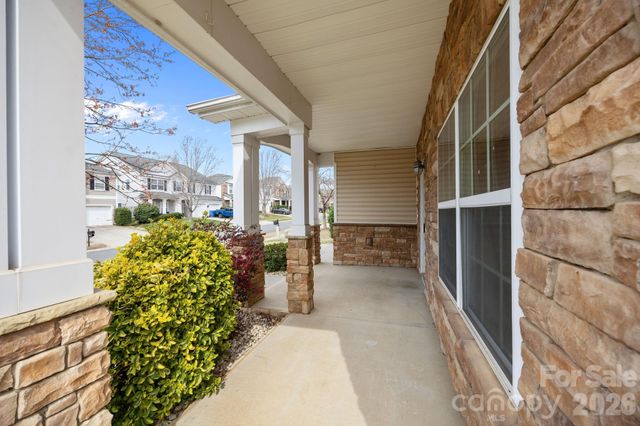 108 Sand Spur Drive, Mooresville, NC 28117