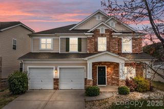 108 Sand Spur Drive, Mooresville, NC 28117