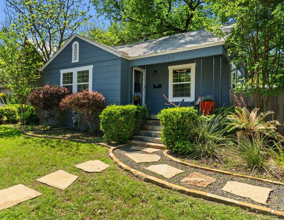 2108 Glendale PL, Austin, TX 78704