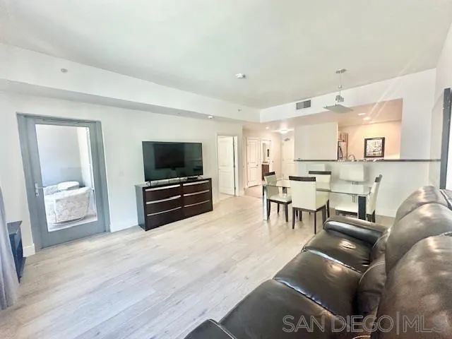 253 10Th 232, San Diego, CA 92101