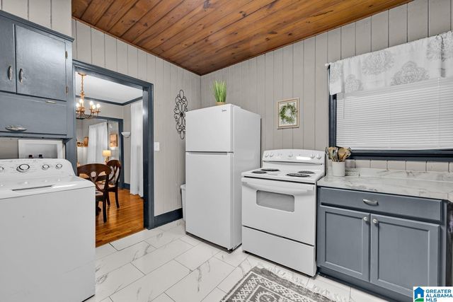 414 6TH AVENUE E, Oneonta, AL 35121