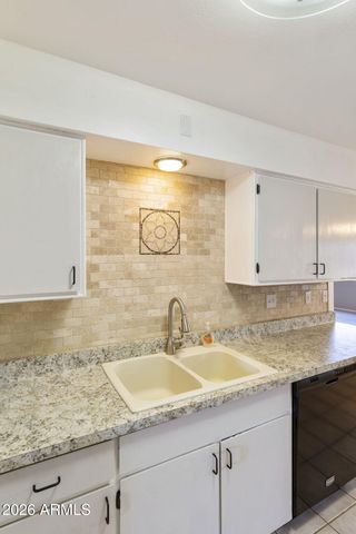 4854 E CALYPSO Avenue, Mesa, AZ 85206