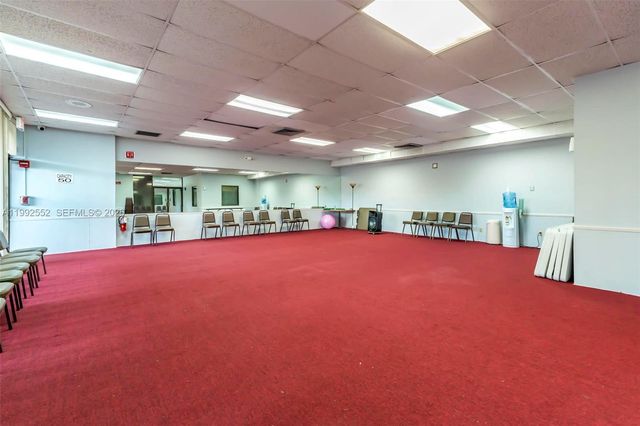 3671 Environ Blvd 368, Lauderhill, FL 33319