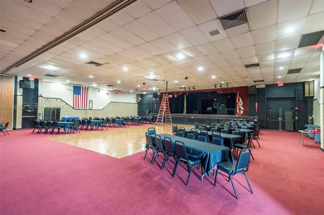 3671 Environ Blvd 368, Lauderhill, FL 33319