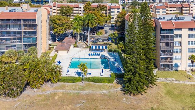 3671 Environ Blvd 368, Lauderhill, FL 33319