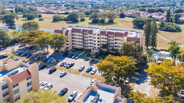 3671 Environ Blvd 368, Lauderhill, FL 33319