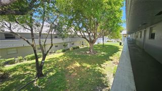 17255 SW 95th Avenue 211, Palmetto Bay, FL 33157