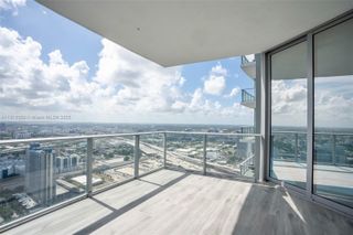 851 NE 1st Ave 3908, Miami, FL 33132