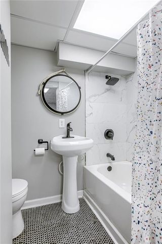 847 Lake Viking Terrace, Altamont, MO 64620