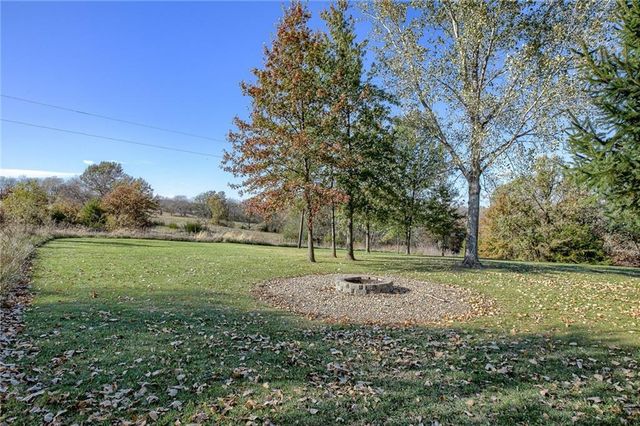 847 Lake Viking Terrace, Altamont, MO 64620